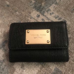 Michael Kors Wallet gold hardware